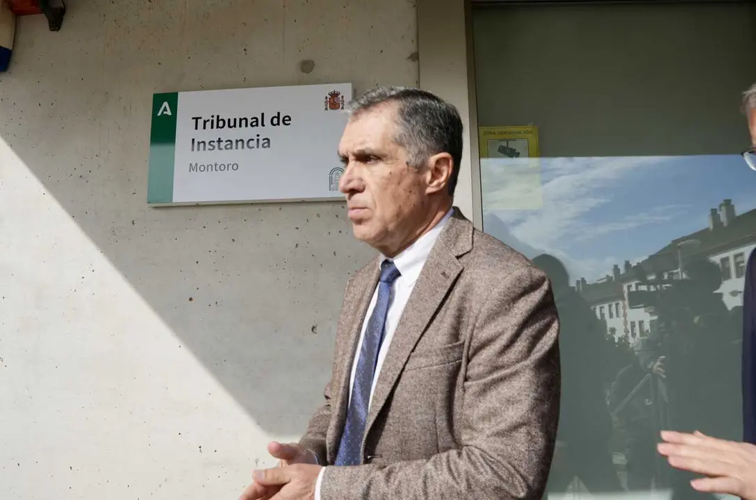 Archivo - El presidente del Tribunal Superior de Justicia de Andaluc&iacute;a (TSJA), Lorenzo del R&iacute;o, visita los Juzgados de Montoro (C&oacute;rdoba) para interesarse por las necesidades y refuerzos al asumir la investigaci&oacute;n del accidente ferroviario ocurrido en Adam