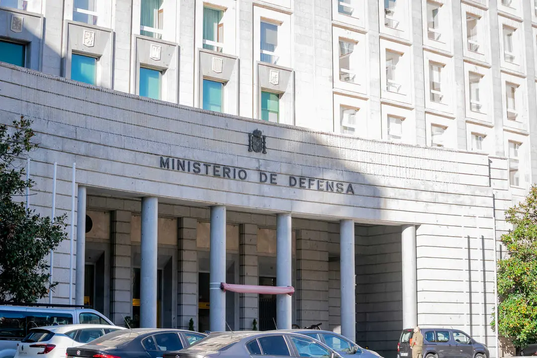 Archivo - Fachada del Ministerio de Defensa a 1 de diciembre de 2022, en Madrid (Espa&ntilde;a). 