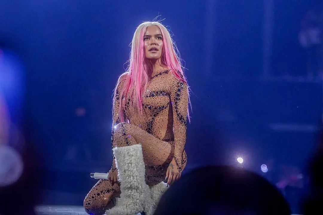 Archivo - La cantante Karol G durante una actuaci&oacute;n, en el Santiago Bernab&eacute;u, a 20 de julio de 2024, en Madrid (Espa&ntilde;a). Karol G llega a Espa&ntilde;a durante cuatro d&iacute;as seguidos: 20, 21, 22 y 23 de julio con su gira &lsquo;Ma&ntilde;ana ser&aacute; bonito&rsquo;, un &aacute;lbum que triunf&oacute; e