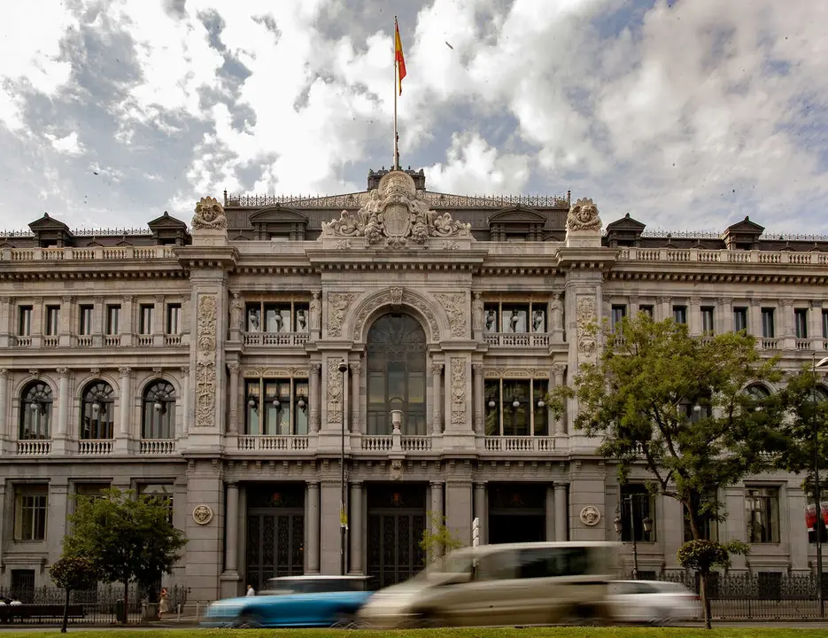 Archivo - Fachada del edificio del Banco de Espa&ntilde;a situada en la confluencia del Paseo del Prado y la madrile&ntilde;a calle de Alcal&aacute;.