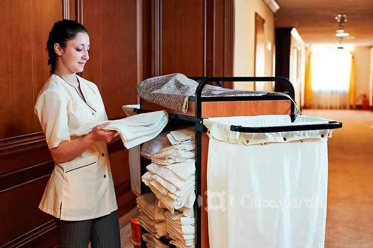 Archivo - Camarera de piso