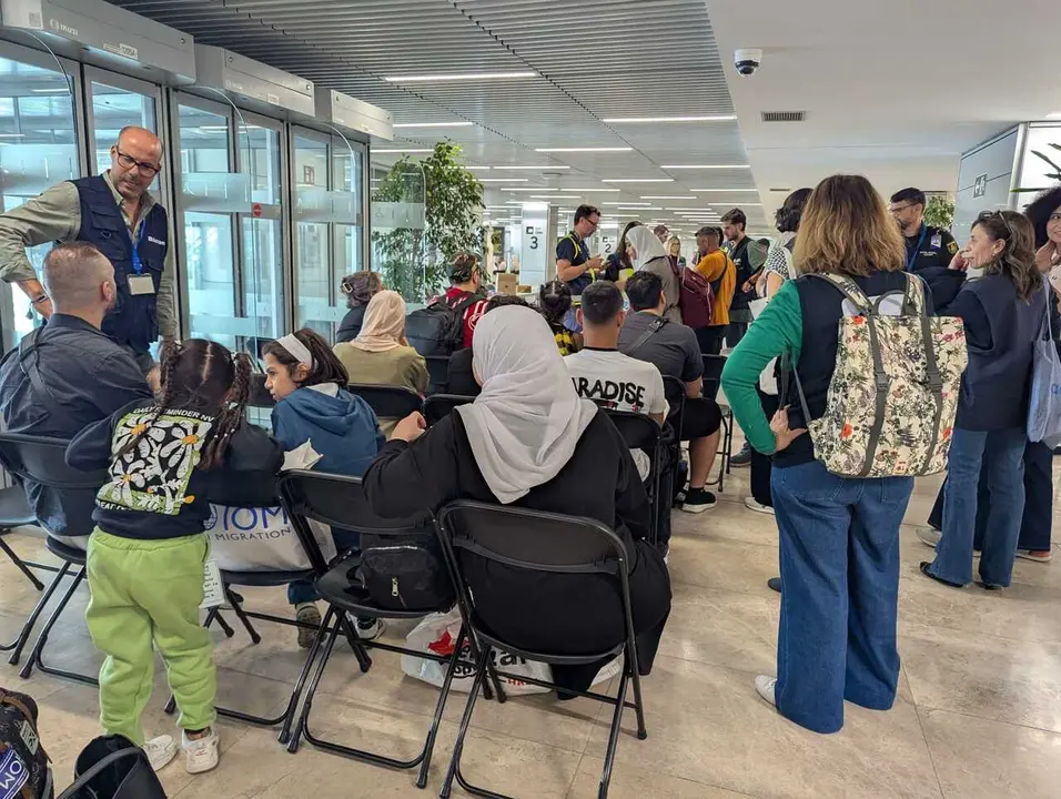 Archivo - Llegada de refugiados procedentes del L&iacute;bano. 