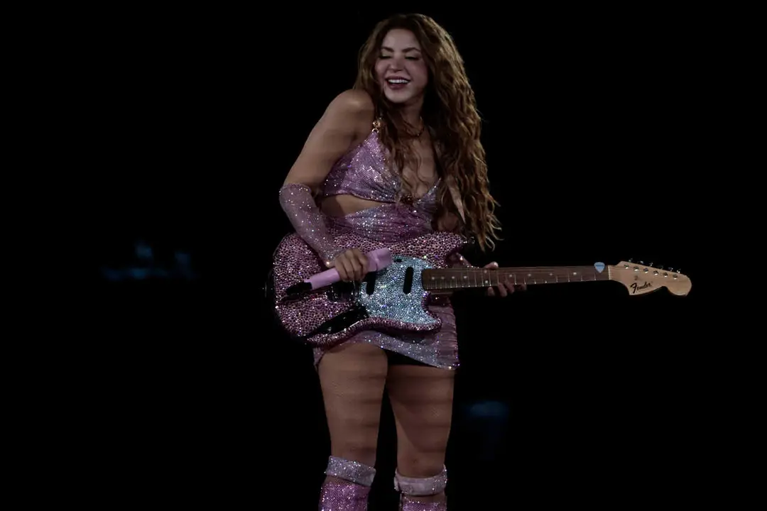 Shakira singing during the free concert she gave in Mexico City before thousands of her fans on March 1, 2026 in Mexico City. The Mexico City government lent the Z&oacute;calo (Plaza de la Constituci&oacute;n) for a massive concert that drew thousands of pop music fans. The Colombian singer and Rock and Roll Hall of Fame nominee, Shakira, offered a completely free concert for her fans who came from all over the country. The main stage was set up in front of the Metropolitan Cathedral so that the thousands of attendees could dance, sing, and enjoy the hits of Shakira, an internationally renowned artist who performed in the heart of the country. (Photo by Josue P&eacute;rez/Nexpher Images)