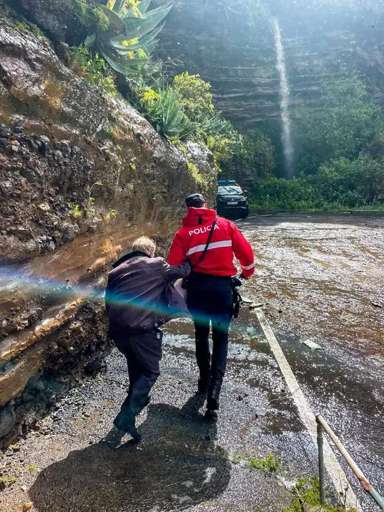 Sucesos.- Rescatado un hombre de avanzada edad en G&aacute;ldar (Gran Canaria) tras inundarse su vivienda por las lluvias