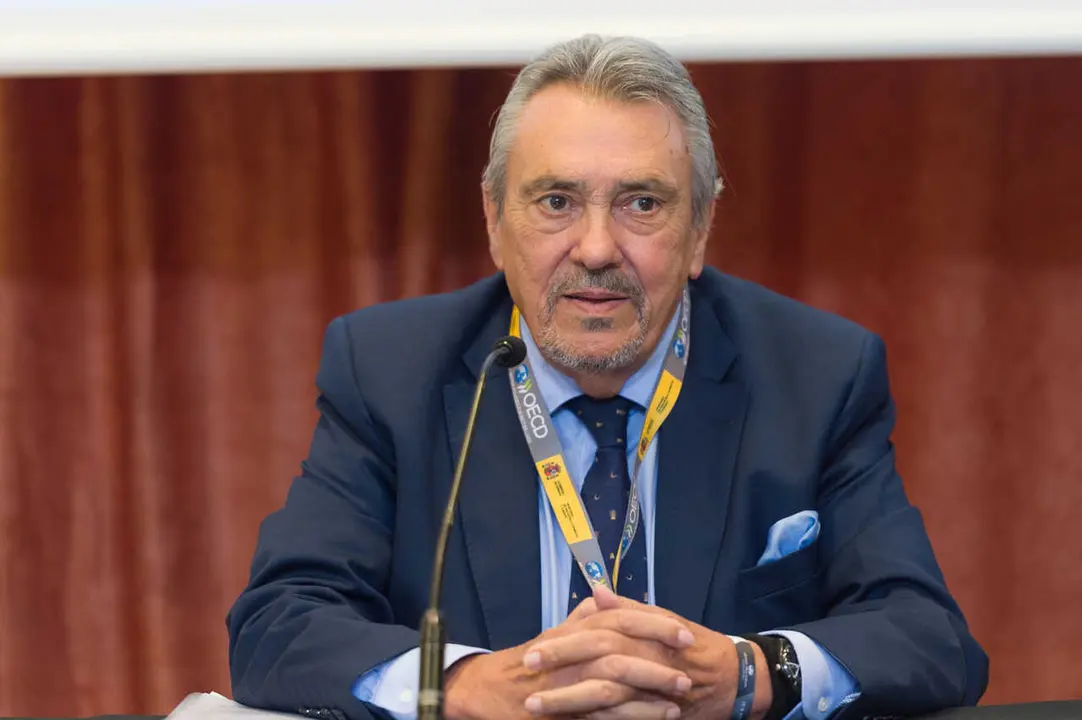 Rueda de prensa de la ministra Reyes Maroto junto al el embajador de Espa&ntilde;a en la OCDE, Manuel Escudero