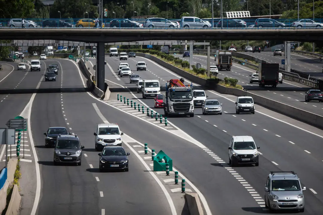 La M-30, En la fase 0, a media ma&ntilde;ana durante a Pandemia Covid-19  a 5 de Mayo, 2020 en Madrid, Espa&ntilde;a