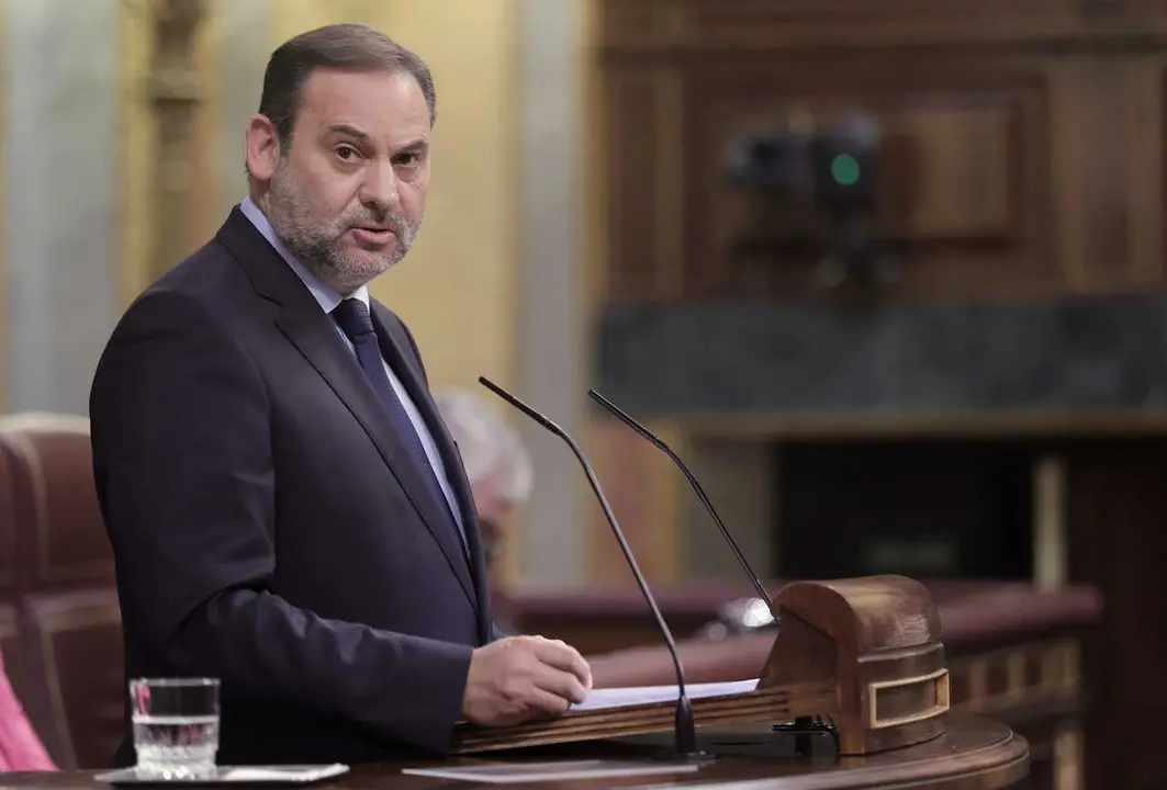 Archivo - El secretario de Organizaci&oacute;n del PSOE y ministro de Transporte, Movilidad y Agenda Urbana, Jos&eacute; Luis &Aacute;balos, interviene en una sesi&oacute;n de control al Gobierno en el Congreso de los Diputados, a 23 de junio de 2021, en Madrid, (Espa&ntilde;a). 