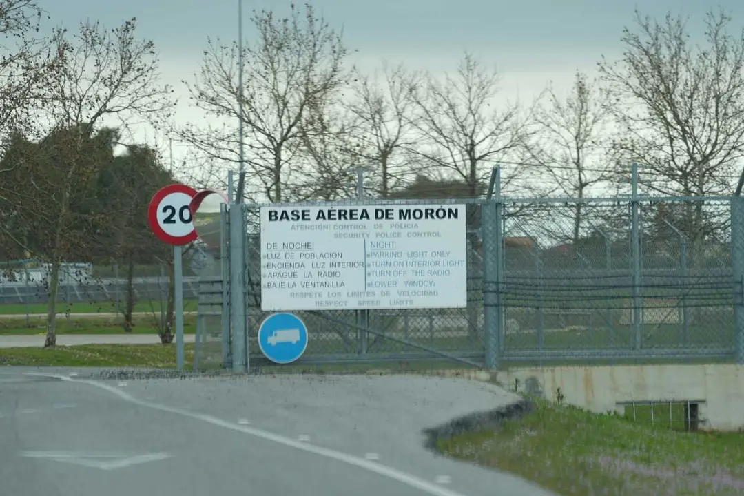 Imagen de la base militar de Mor&oacute;n tras la negativa de S&aacute;nchez a cederlas para apoyo a las operaciones contra Ir&aacute;n. A 4 de marzo de 2026 en Mor&oacute;n de la Frontera, Sevilla (Andaluc&iacute;a, Espa&ntilde;a). 