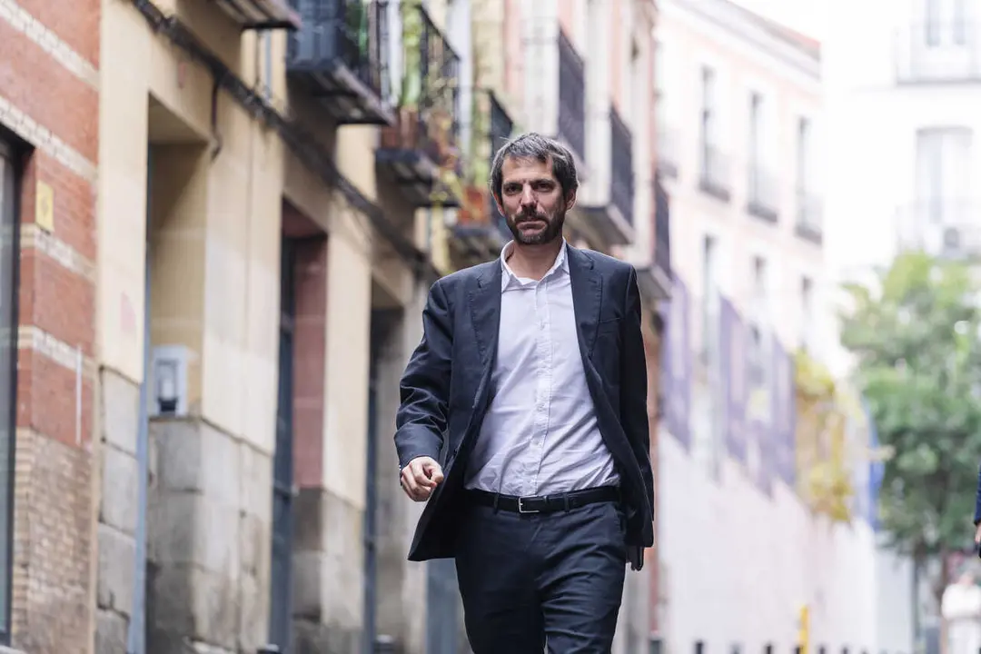 Archivo - El portavoz de Sumar, Ernest Urtasun, a su llegada a una rueda de prensa, en el Espacio Rastro, a 4 de diciembre de 2023, en Madrid (Espa&ntilde;a). Durante la comparecencia, Urtasun, ha hablado sobre los datos del paro, y ha afirmado &lsquo;&rsquo;que son positiv