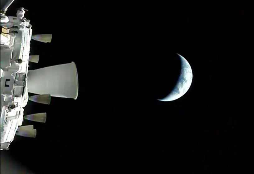 La Artemis II en su viaje a la Luna