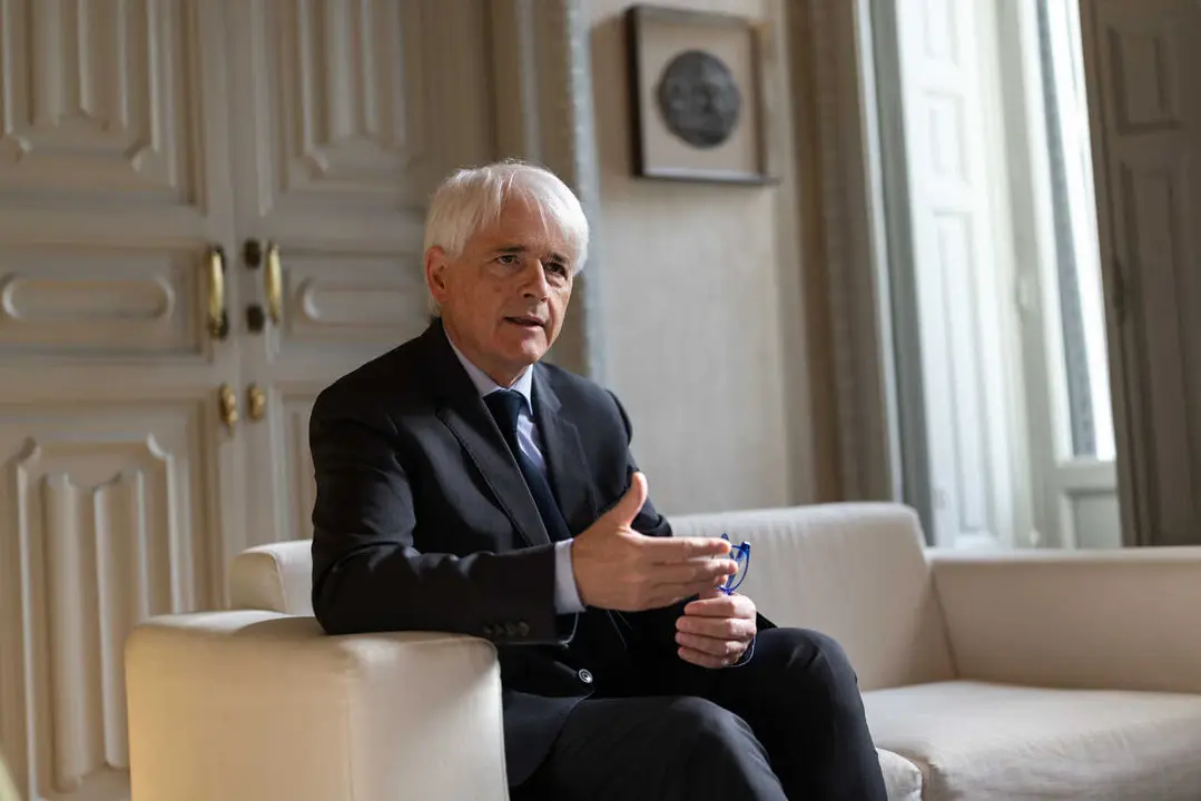 El presidente del Consejo General de la Abogac&iacute;a Espa&ntilde;ola, Salvador Gonz&aacute;lez, durante una entrevista con Europa Press.