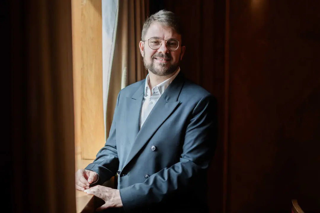 Archivo - El portavoz adjunto de Sumar y diputado de Comprom&iacute;s, Alberto Ib&aacute;&ntilde;ez