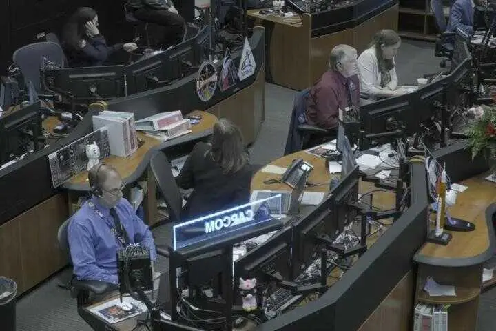 Momento del intercambio de mensajes entre Victor Gloever y su mujer