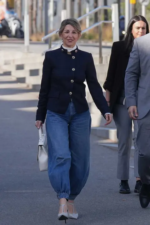 La vicepresidenta segunda y ministra de Trabajo y Econom&iacute;a Social, Yolanda D&iacute;az, a su llegada al European Pulse Forum 2026, a 10 de abril de 2026, en Barcelona, Catalunya (Espa&ntilde;a). El foro, organizado por el peri&oacute;dico digital POLITICO & beBartlet, re&uacute;ne a