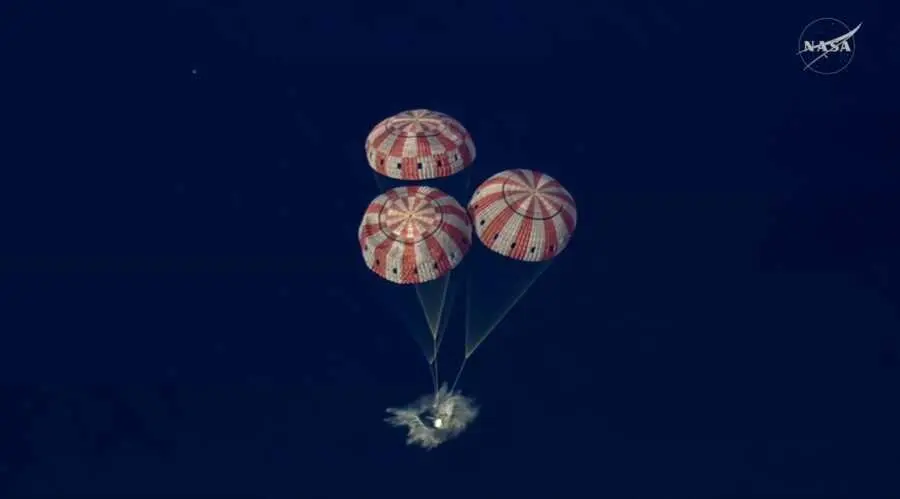 La misi&oacute;n Artemis II de la NASA, a bordo de su nave espacial Orion, regresa a la Tierra