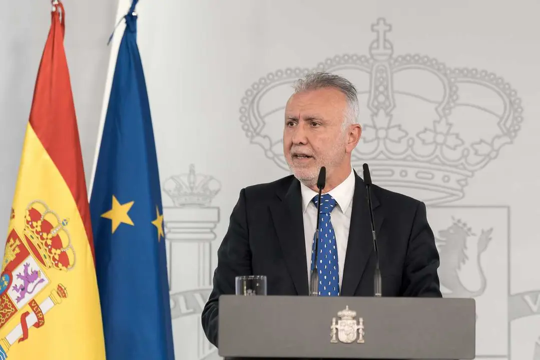 El ministro de Pol&iacute;tica Territorial y Memoria Democr&aacute;tica, &Aacute;ngel V&iacute;ctor Torres, durante una rueda de prensa, en el Palacio de la Moncloa, a 27 de marzo de 2026, en Madrid (Espa&ntilde;a). El jefe del Ejecutivo preside junto al lehendakari, la Comisi&oacute;n Bilateral 