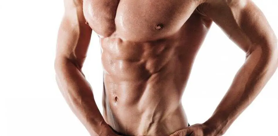 Este ejercicio diario para casa fortalece el abdomen y mejora el cuerpo