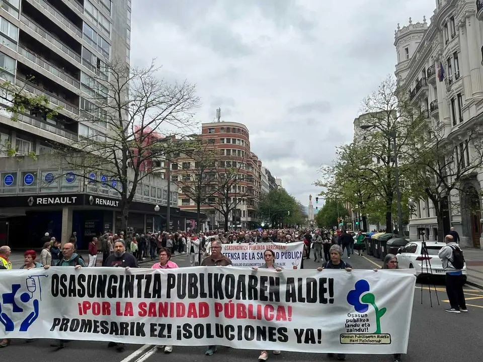 Manifestaci&oacute;n en Bilbao de OPA Herri Plataformak