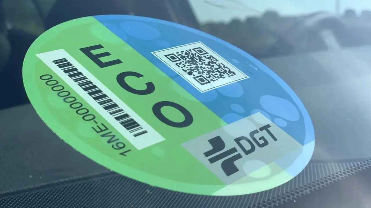 Pegatina ECO de la DGT