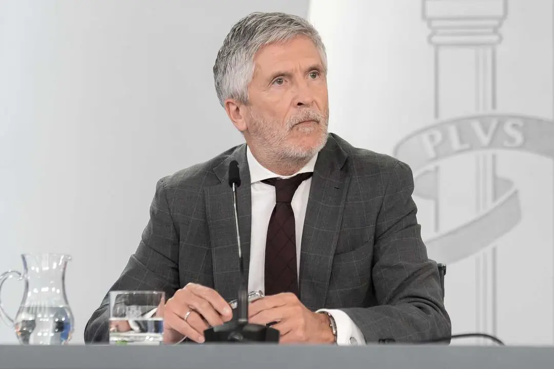 El ministro de Interior, Fernando Grande Marlaska, durante una rueda de prensa posterior al Consejo de Ministros, a 21 de abril de 2026, en Madrid (Espa&ntilde;a).  