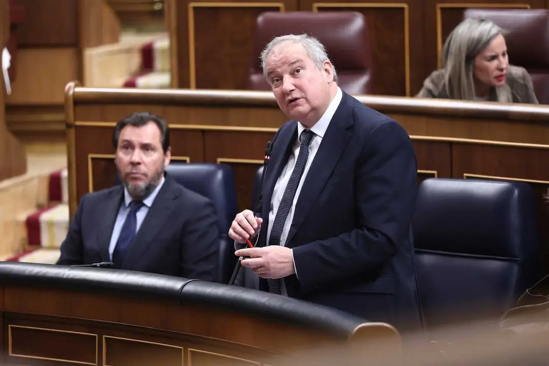El ministro de Industria y Turismo, Jordi Hereu, durante un pleno en el Congreso de los Diputados, a 15 de abril de 2026, en Madrid (Espa&ntilde;a). 
