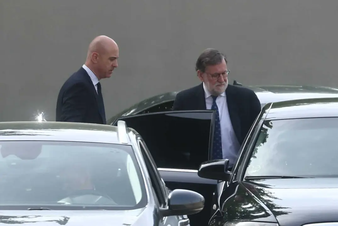 El expresidente del Gobierno, Mariano Rajoy, a su salida de la Audiencia Nacional, a 23 de abril de 2026, en San Fernando, Madrid (Espa&ntilde;a). El caso Kitchen investiga la presunta operaci&oacute;n del Ministerio del Interior para sustraer informaci&oacute;n sensible al e