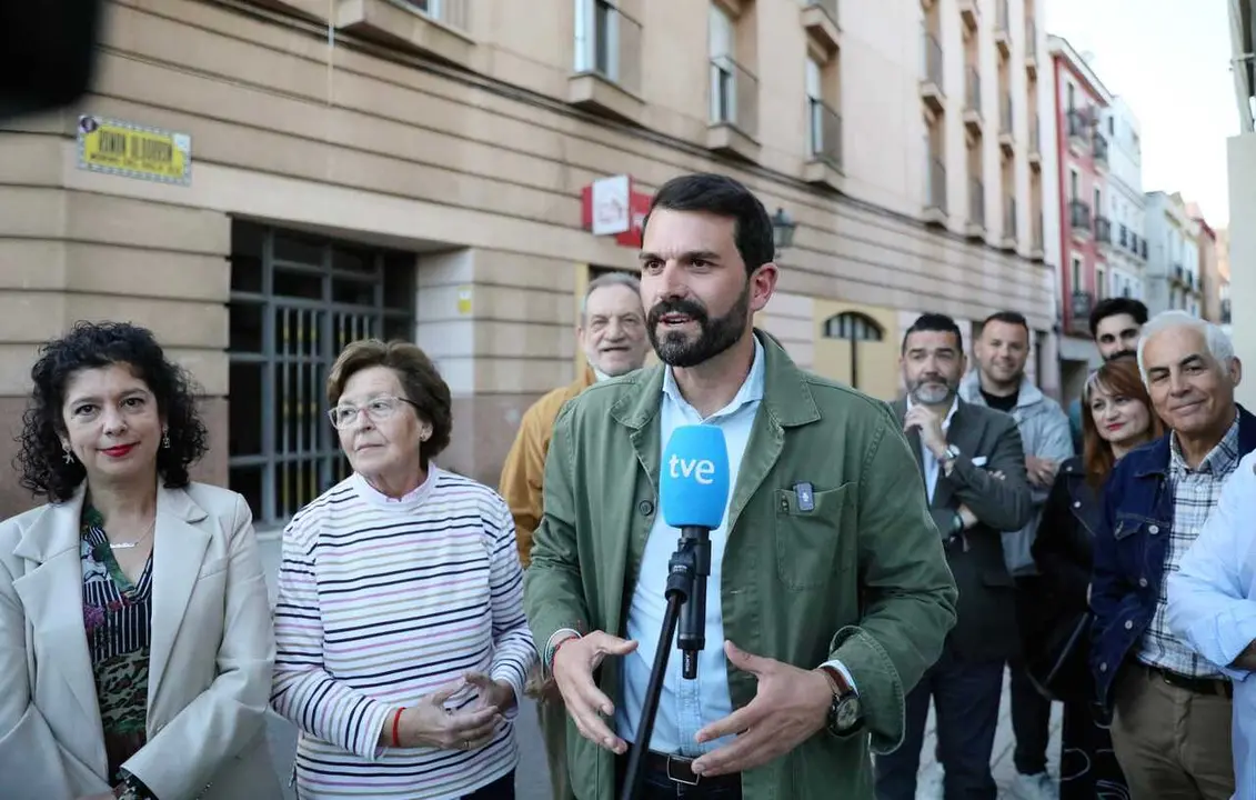 Archivo - El precandidato a la Secretar&iacute;a General del PSOE de Extremadura, &Aacute;lvaro S&aacute;nchez Cotrina. (Imagen de archivo). 