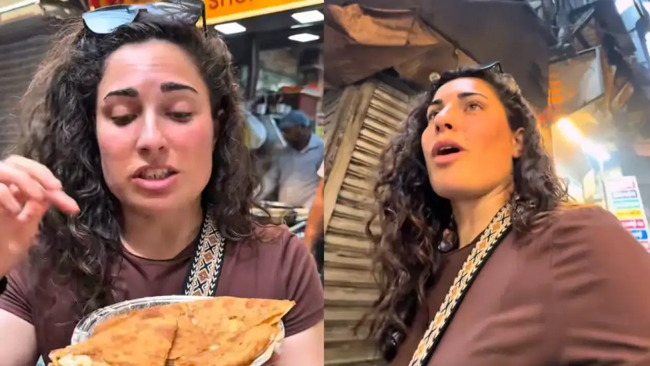 Influencer espa&ntilde;ola probando comida callejera de la India