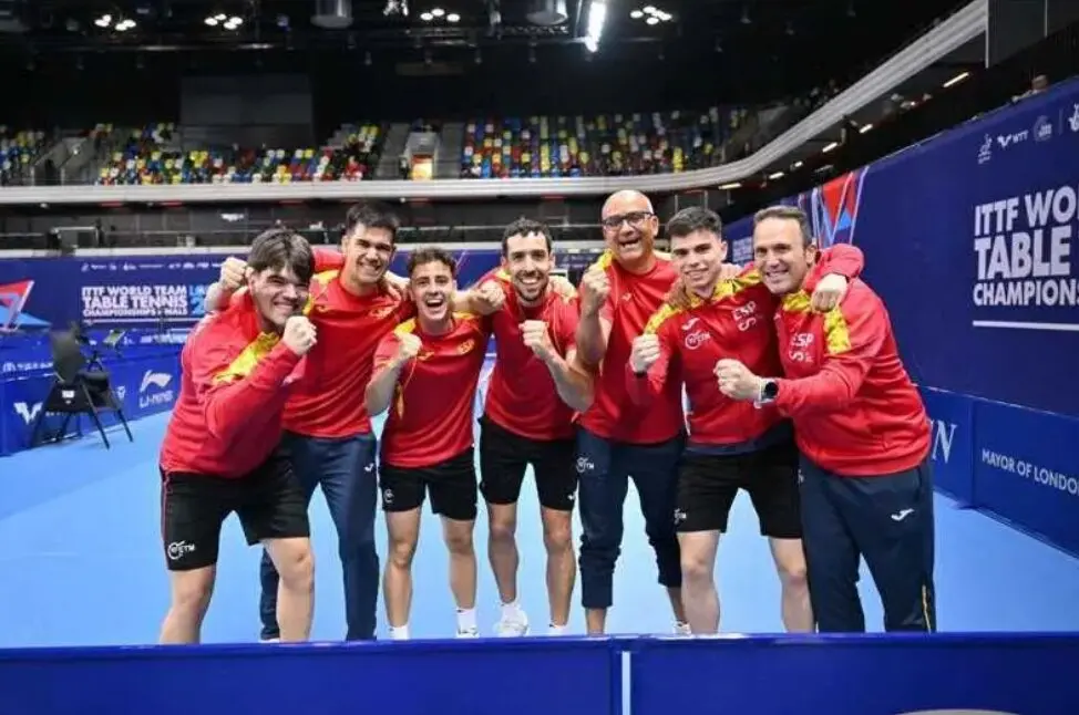 El equipo espa&ntilde;ol en el Campeonato del Mundo de Tenis de Mesa