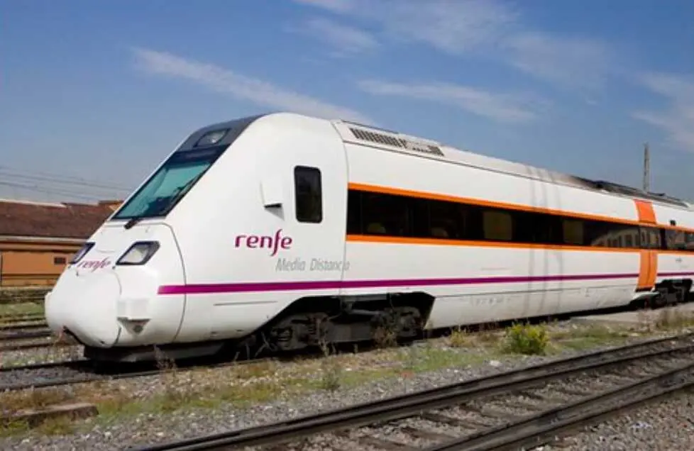 Tren Renfe Media Distancia
