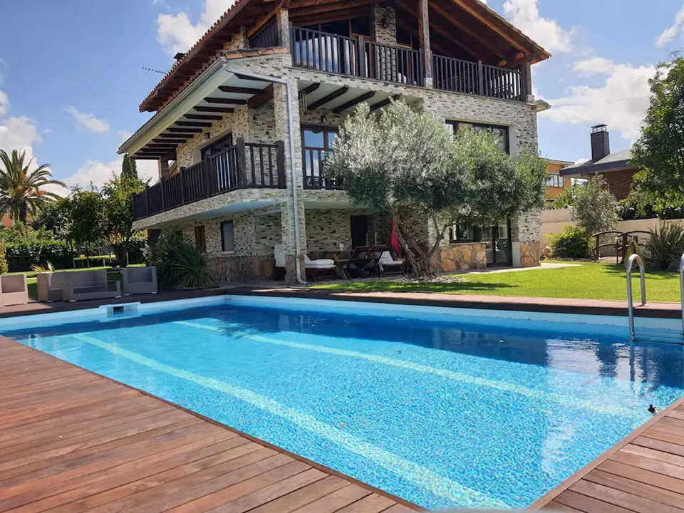 Piscina.