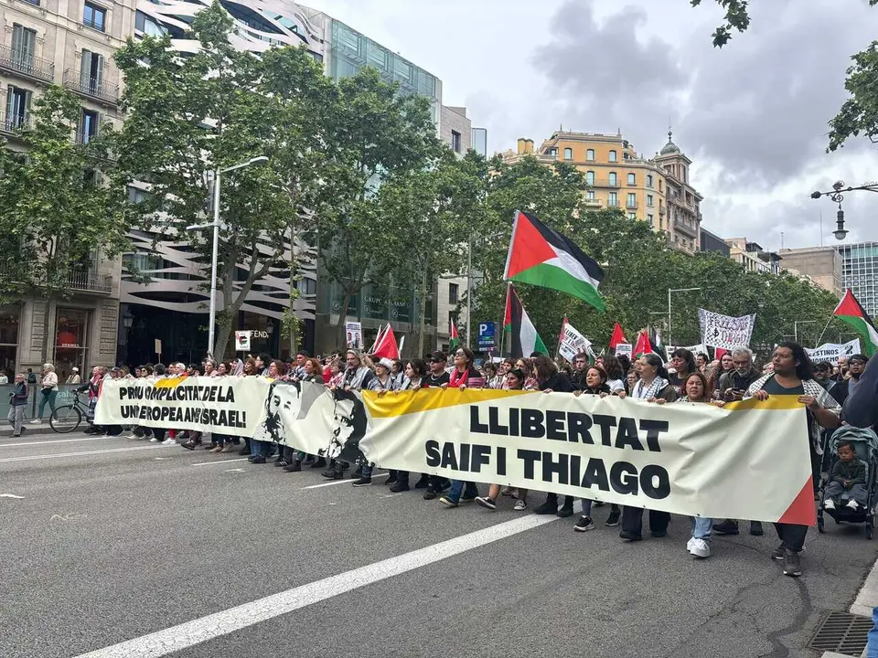 Manifestaci&oacute;n en Barcelona para pedir la liberaci&oacute;n de los activistas de la Global Sumud Flotilla