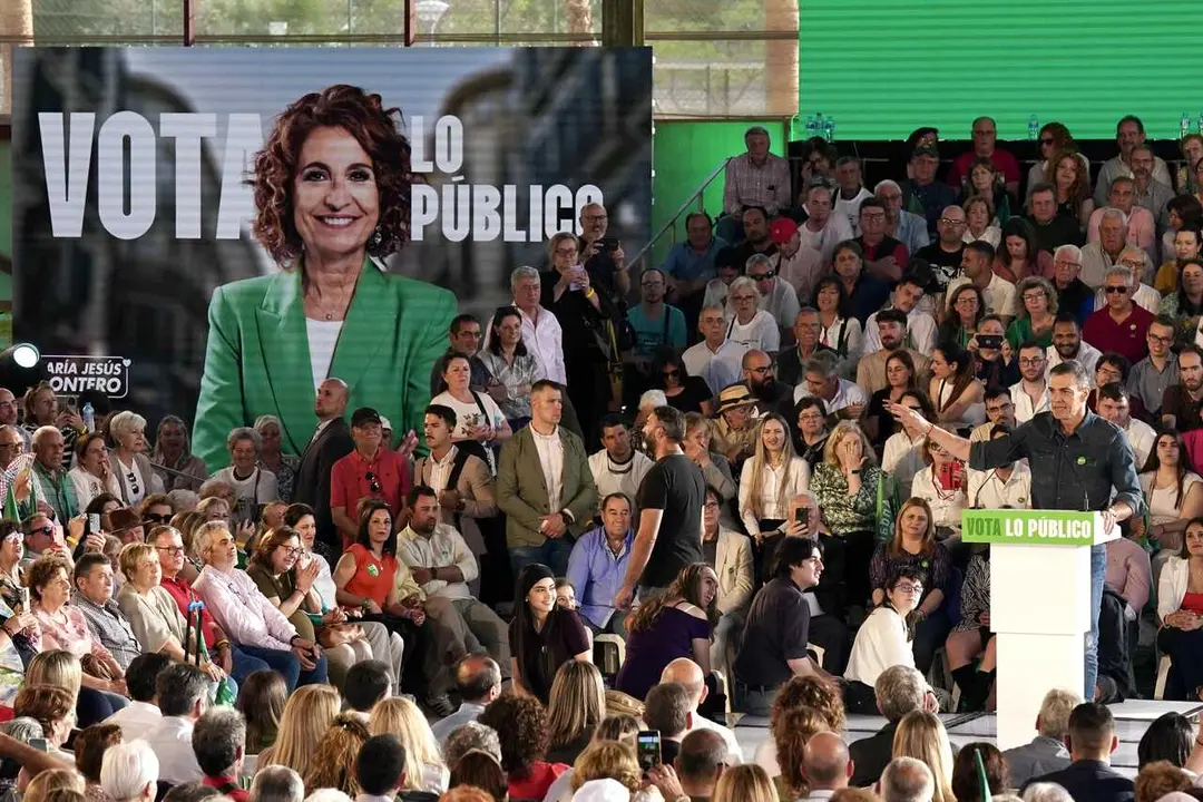 El secretario general del PSOE y presidente del Gobierno, Pedro S&aacute;nchez, interviene en un acto de campa&ntilde;a celebrado en C&aacute;rtama (M&aacute;laga). (Foto de archivo).