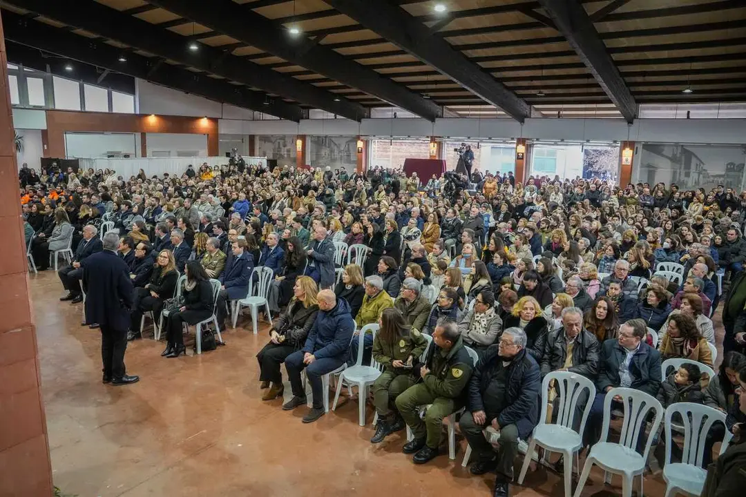 Archivo - Celebraci&oacute;n de la misa funeral en memoria de las v&iacute;ctimas del accidente ferroviario de Adamuz, a 25 de enero de 2026 en Adamuz (C&oacute;rdoba, Andaluc&iacute;a, Espa&ntilde;a).   