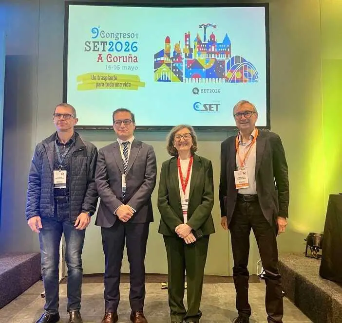 La presidenta del Comit&eacute; Organizador Local del Congreso de la SET, Marisa Crespo-Leiro; junto al presidente de la SET, Constantino Fondevila; el vicepresidente, Constantino Fern&aacute;ndez; y su secretario, Fernando Mosteiro.