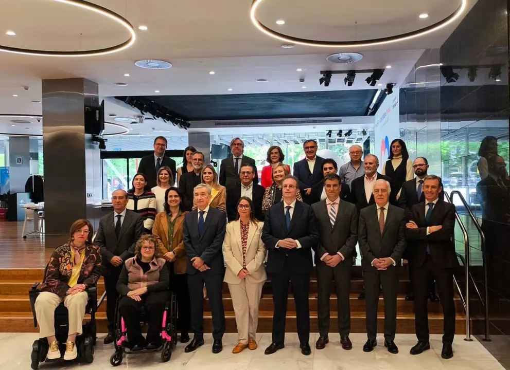 Federaci&oacute;n de Familias de C&aacute;ncer Infantil recibe 80.000 euros de Ibercaja para 'el seguimiento a largos supervivientes'