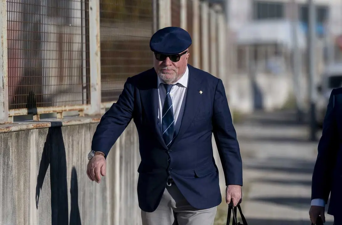 Archivo - El excomisario Jos&eacute; Manuel Villarejo a su llegada al primer d&iacute;a del juicio de la Operaci&oacute;n Kitchen, en la Audiencia Nacional, a 6 de abril de 2026, en San Fernando de Henares, Madrid (Espa&ntilde;a). 