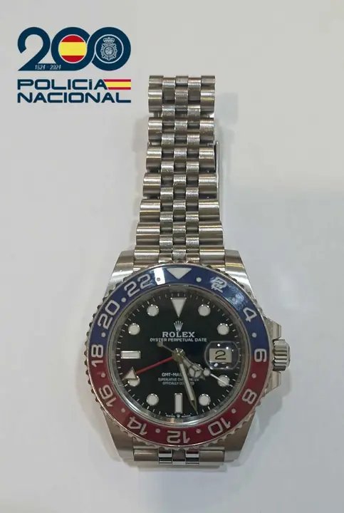 Archivo - Un rolex incautado por la Polic&iacute;a
