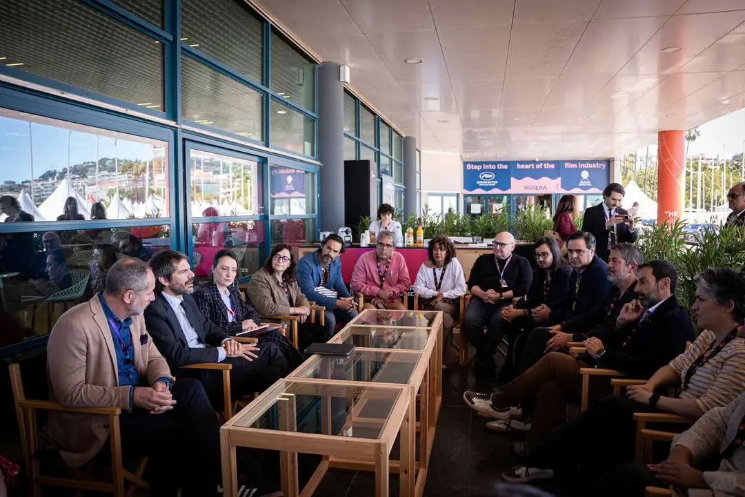 El ministro de Cultura se ha reunido esta ma&ntilde;ana con profesionales del sector audiovisual espa&ntilde;ol que participan en el mercado Cinematogr&aacute;fico &lsquo;March&eacute; du Film&rsquo;.