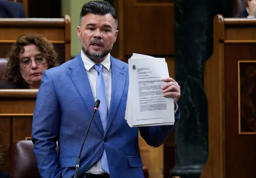 Rufi&aacute;n Hablando sobre el caso Plus Ultra
