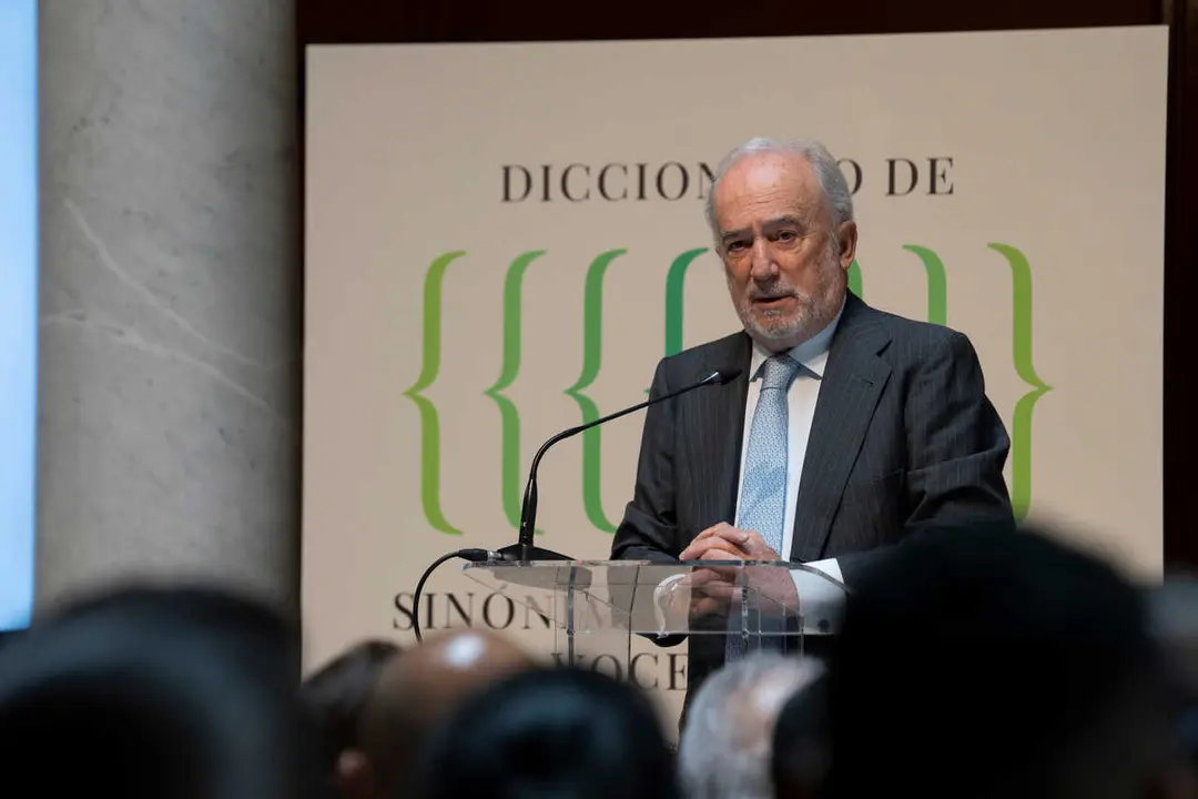 Presentación del &laquo;Diccionario de sinónimos, antónimos y voces afin