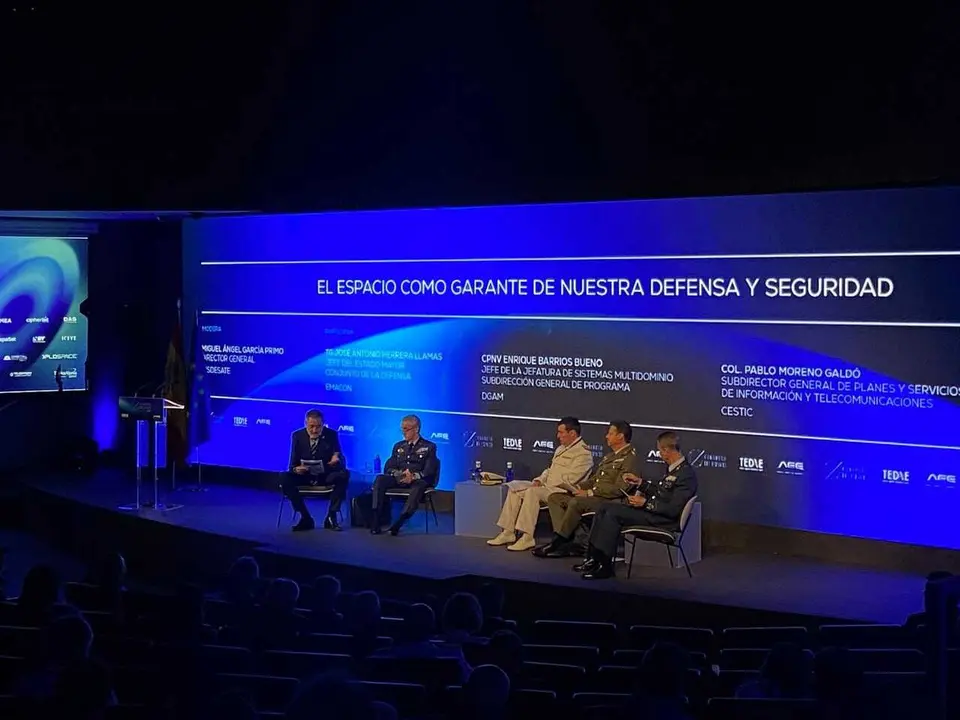 Mesa 'El espacio como garante de nuestra defensa y seguridad', durante la segunda jornada del Congreso del Espacio 2026, organizado por Tedae en el Auditorio Mutua Madrile&ntilde;a, a 20 de mayo de 2026, en Madrid (Espa&ntilde;a).