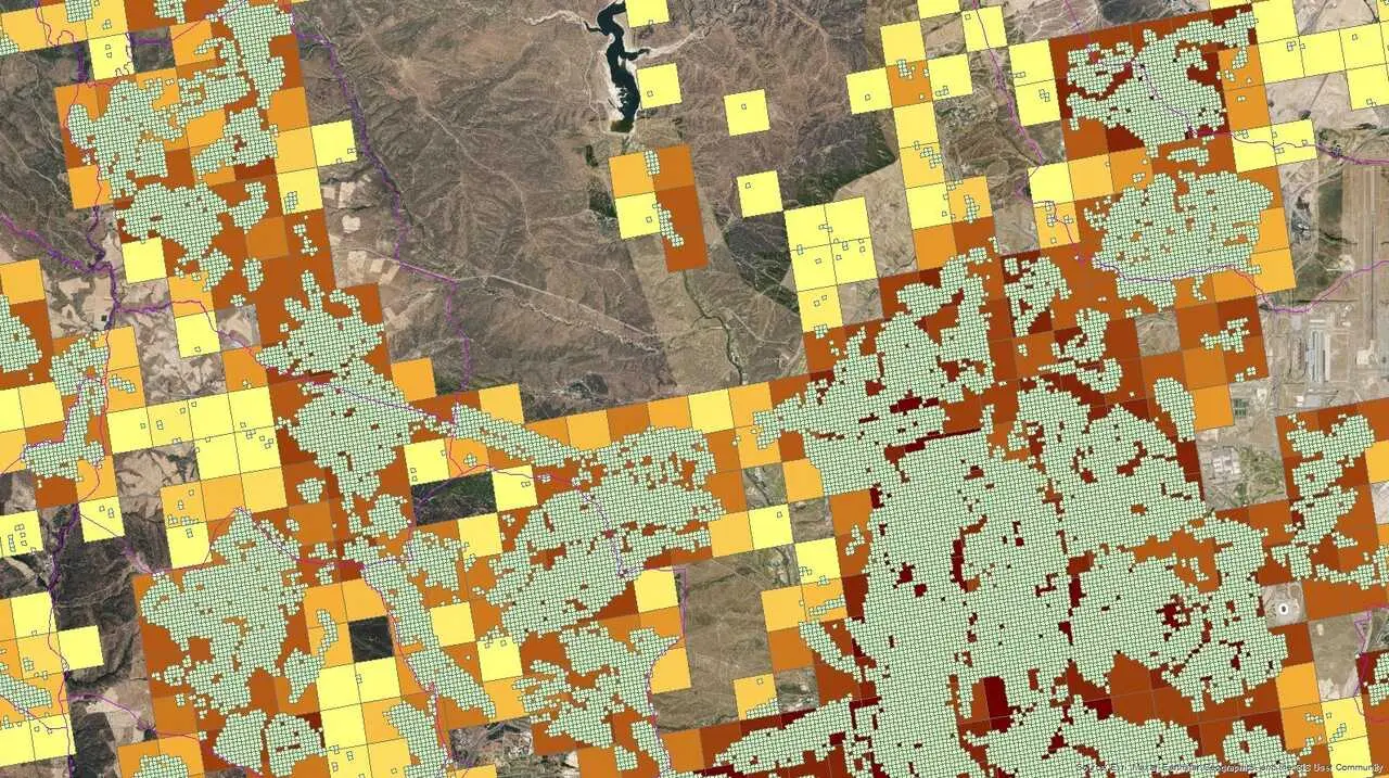 El 2,6% del territorio espa&ntilde;ol est&aacute; habitado y la mitad de los residentes se concentra en el 6,1% del espacio ocupado, seg&uacute;n el nuevo n&uacute;mero de 'Esenciales', de la Fundaci&oacute;n BBVA y el Instituto Valenciano de Investigaciones Econ&oacute;micas (Ivie).