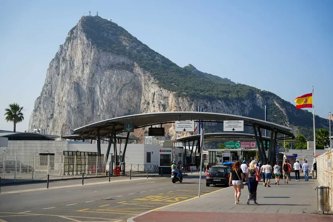 Archivo - Im&aacute;genes de la frontera entre Espa&ntilde;a y el Pe&ntilde;&oacute;n de Gibraltar. 