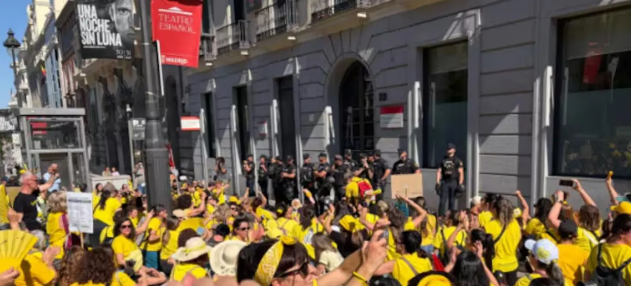 Manifestaci&oacute;n de educaddoras en Madrid