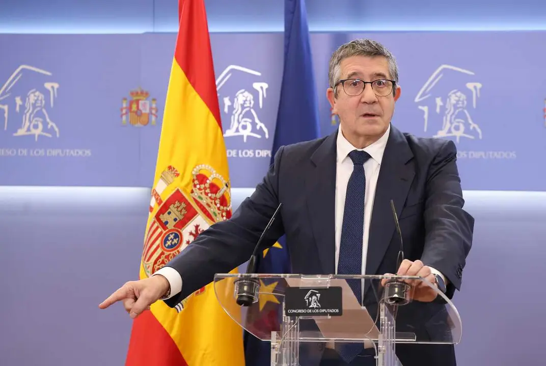 El portavoz del PSOE, Patxi L&oacute;pez, durante una rueda de prensa en el Congreso de los Diputados, a 19 de mayo de 2026, en Madrid (Espa&ntilde;a).