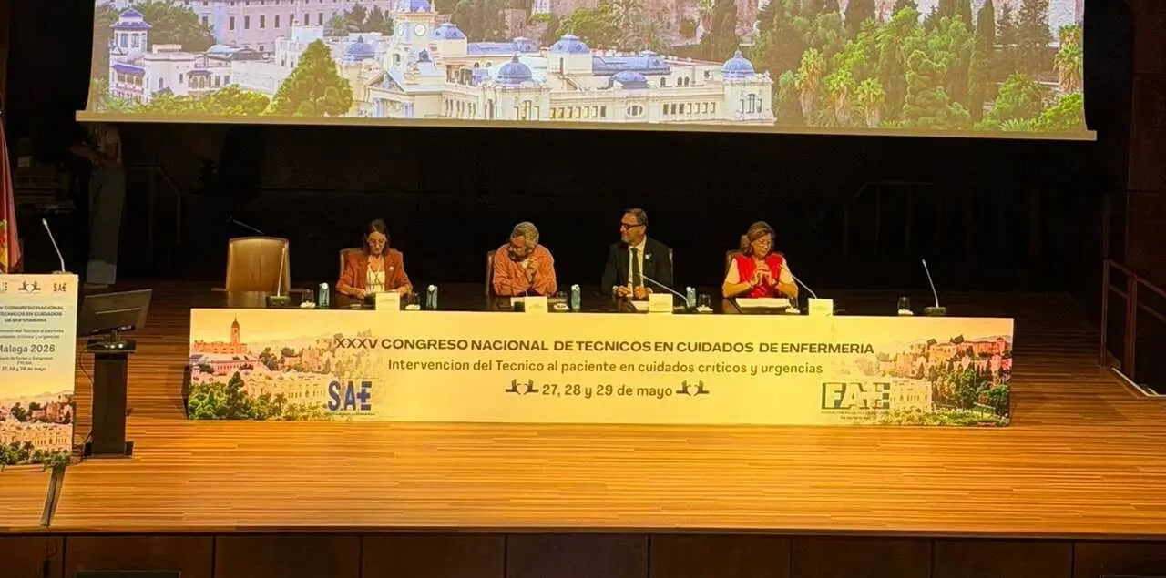 Sanidad aboga por eliminar la palabra 'auxiliar' del t&iacute;tulo formativo de los t&eacute;cnicos en cuidados de Enfermer&iacute;a