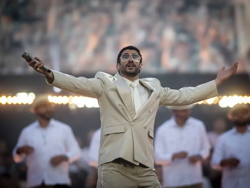 El cantante Bad Bunny durante su concierto en el Estadi Ol&iacute;mpic Llu&iacute;s Companys, a 22 de mayo de 2026, en Barcelona, Catalunya (Espa&ntilde;a). Bad Bunny act&uacute;a en Barcelona con dos conciertos seguidos dentro de su gira &lsquo;DeB&Iacute; TiRAR M&aacute;S FOToS World Tour&rsquo;.

Lorena Sop&ecirc;na / Europa Press
22 MAYO 2026;CONCIERTO;M&Uacute;SICA;CANTANTE;GIRA;
22/5/2026