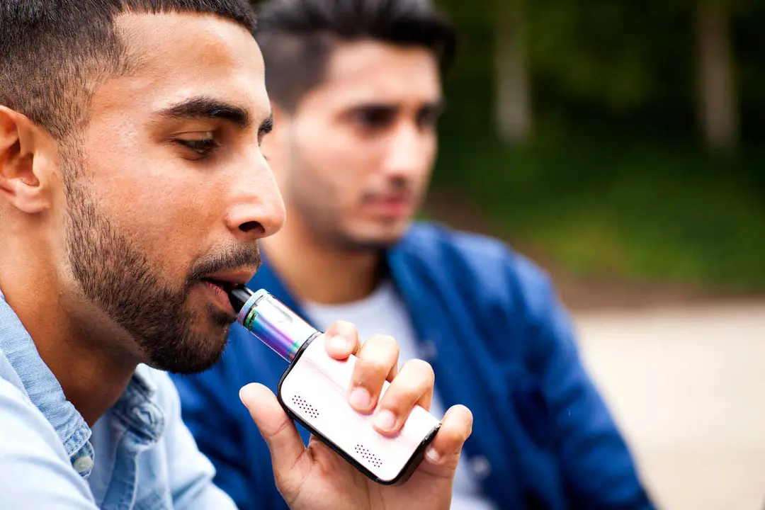 Man using vape