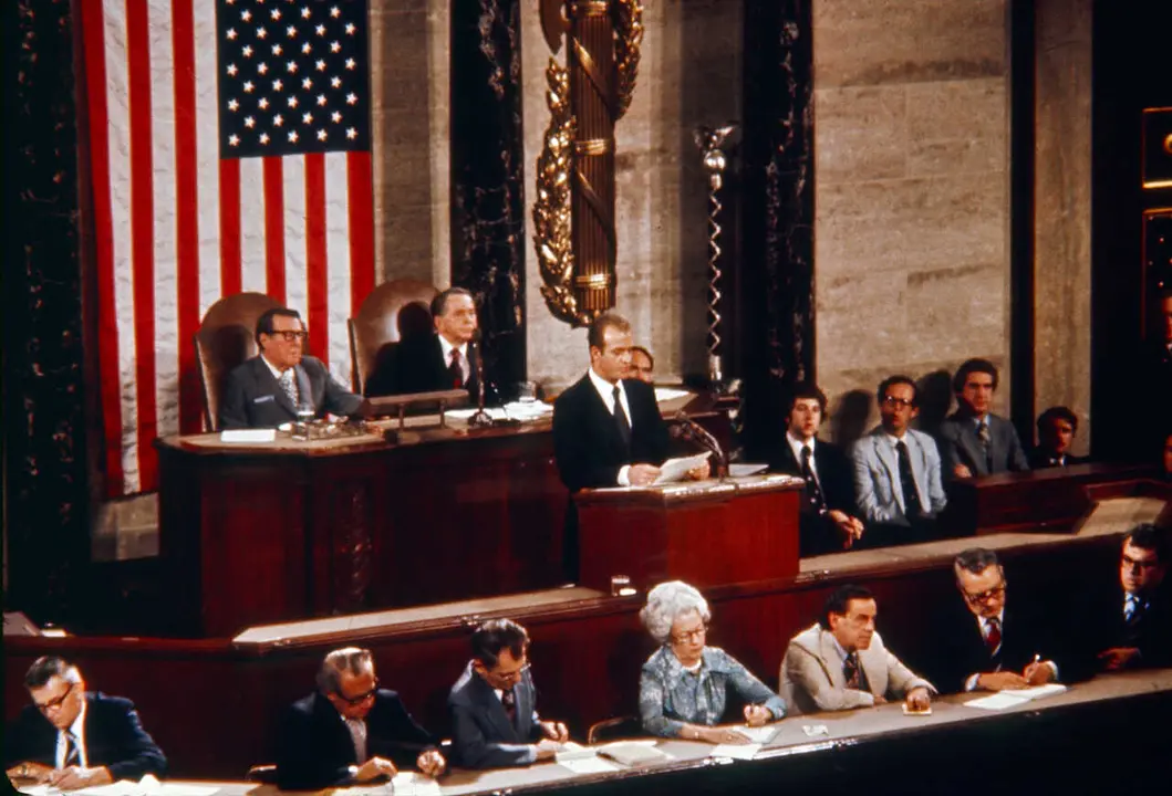 Archivo - (Foto De ARCHIVO) WASHINGTON, ESTADOS UNIDOS - 2 DE JUNIO DE 1976: El Rey De Espa&ntilde;a, Juan Carlos I, Ofrece Un Discurso Frente Al Congreso De Los Estados Unidos Durante Un Viaje Oficial Al Pa&iacute;s Americano.